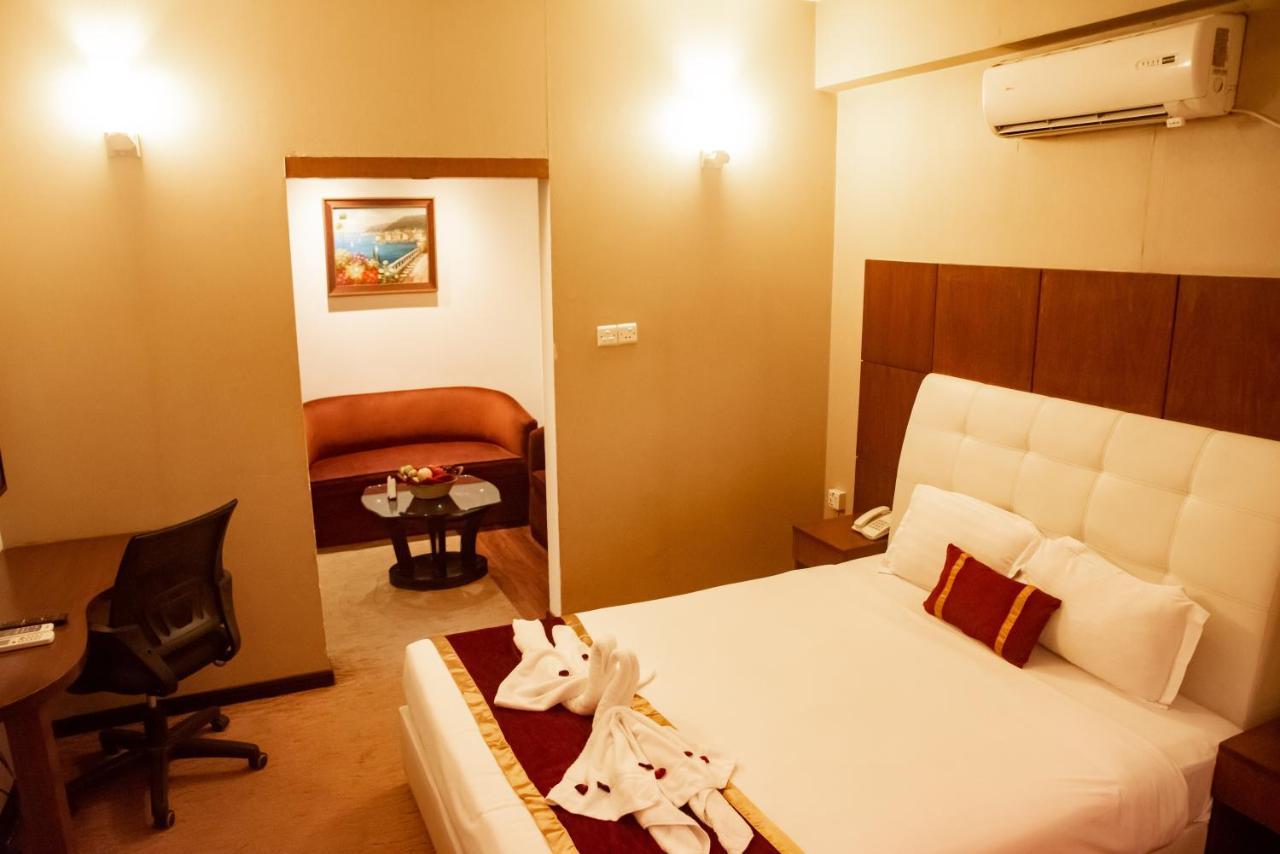 Grand Oriental Hotel Dhaka Esterno foto